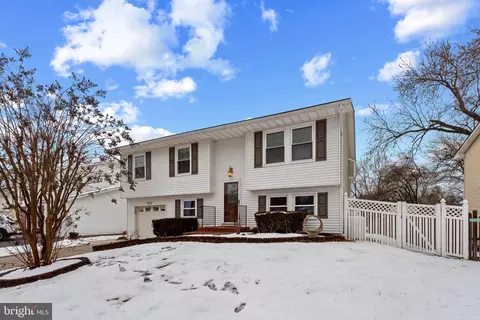 2544 Symphony Ln, Gambrills, MD 21054
