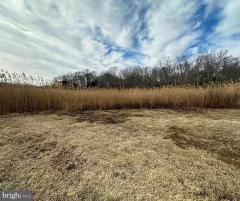 1639 Columbia Beach Rd, Shady Side, MD 20764 photo 1
