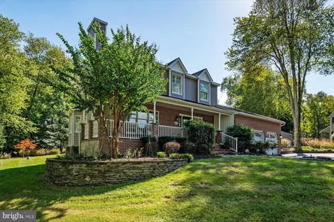 Exterior - 8118 Buttercup Ln E, Pasadena, MD 21122 photo 2 of 26