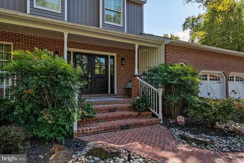 Exterior - 8118 Buttercup Ln E, Pasadena, MD 21122 photo 3 of 26