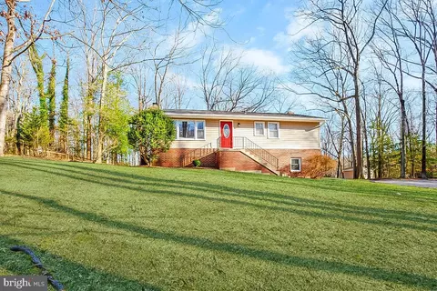 1827 Underwood Rd, Gambrills, MD 21054