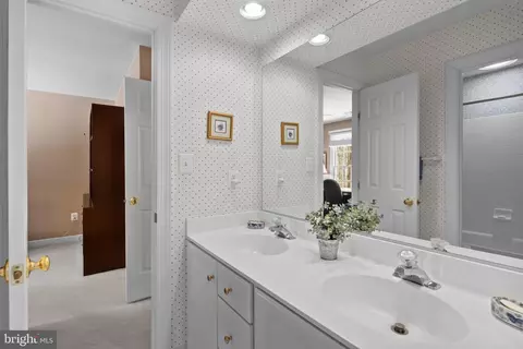 91 Colony Xing, Edgewater, MD 21037 photo 22