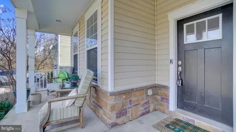 Exterior - 7611 Gigur Dr, Hanover, MD 21076 photo 3 of 8