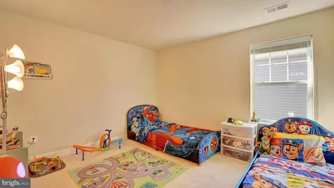 Bedroom - 7611 Gigur Dr, Hanover, MD 21076 photo 8 of 8