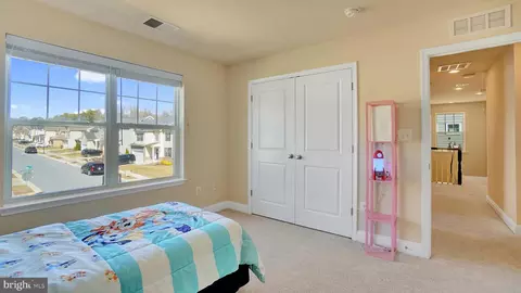 Bedroom - 7611 Gigur Dr, Hanover, MD 21076 photo 7 of 8