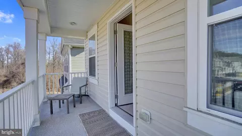 Entry Way - 7611 Gigur Dr, Hanover, MD 21076 photo 16 of 20