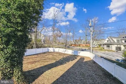 Exterior - 2980 Friends Rd, Annapolis, MD 21401 photo 11 of 15