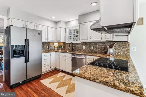 Kitchen - 2980 Friends Rd, Annapolis, MD 21401 photo 2 of 2