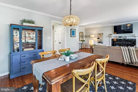 Dining - 2980 Friends Rd, Annapolis, MD 21401 photo 2 of 8