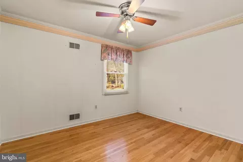 Bedroom - 1614 Comanche Rd, Arnold, MD 21012 photo 8 of 9