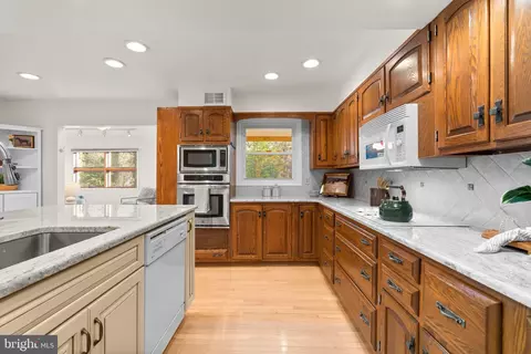 Kitchen - 1614 Comanche Rd, Arnold, MD 21012 photo 1 of 5