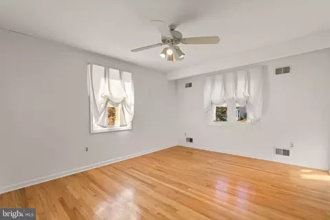 Bedroom - 1614 Comanche Rd, Arnold, MD 21012 photo 1 of 9