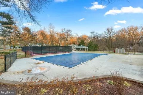 Exterior - 1614 Comanche Rd, Arnold, MD 21012 photo 6 of 6