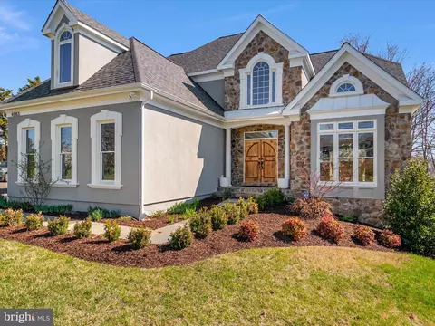 Exterior - 4083 Waterview Dr, Edgewater, MD 21037 photo 1 of 9