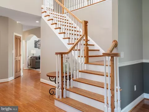 Entry Way - 4083 Waterview Dr, Edgewater, MD 21037 photo 3 of 8