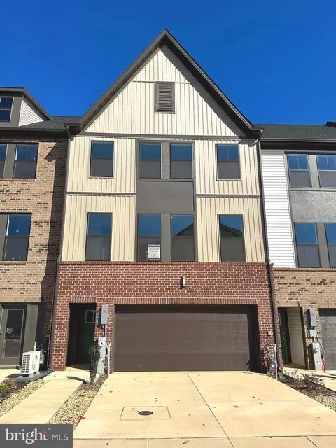 1206 Crested Wood Dr, Laurel, MD 20724