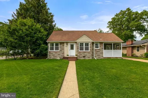 716 Seagrove Rd, Glen Burnie, MD 21060