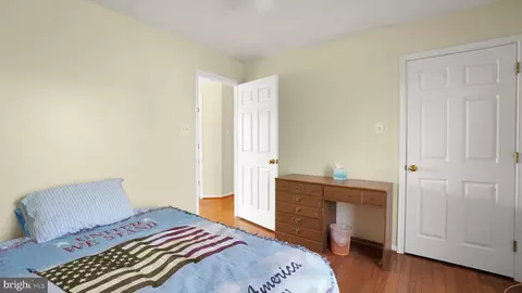 Bedroom - 2709 Strongs Ct, Crofton, MD 21114 photo 4 of 6