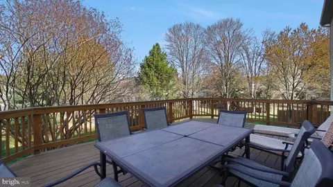 Exterior - 2709 Strongs Ct, Crofton, MD 21114 photo 6 of 10