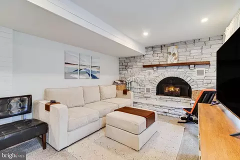 Other - 104 Bosun Rd, Arnold, MD 21012 photo 5 of 10