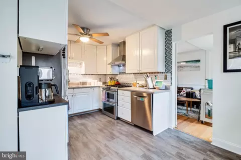 Kitchen - 104 Bosun Rd, Arnold, MD 21012 photo 2 of 2