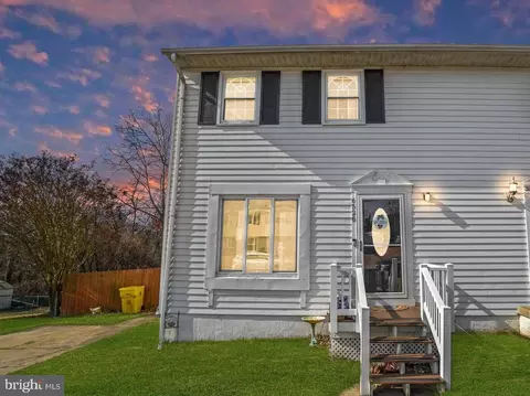 6526 Pampano Dr, Glen Burnie, MD 21061