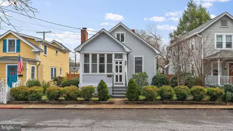 Exterior - 503 Burnside St, Annapolis, MD 21403 photo 8 of 15