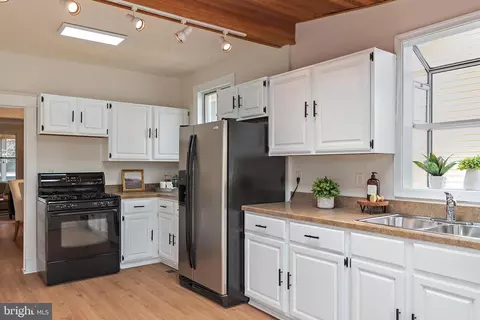 Kitchen - 503 Burnside St, Annapolis, MD 21403 photo 2 of 3