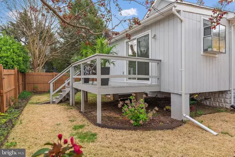 Exterior - 503 Burnside St, Annapolis, MD 21403 photo 13 of 15