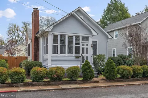 Exterior - 503 Burnside St, Annapolis, MD 21403 photo 7 of 15