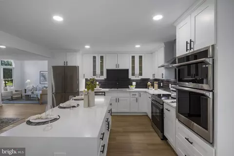 583 Shore Acres Rd, Arnold, MD 21012