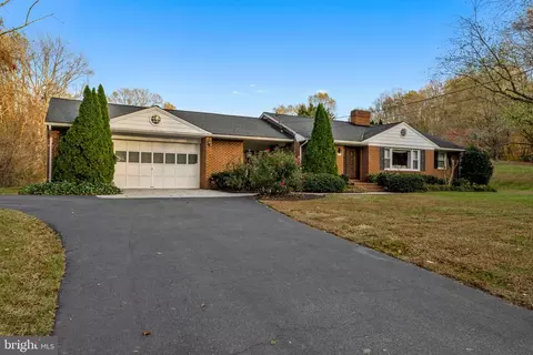 6159 Solomons Island Rd, Tracys Landing, MD 20779