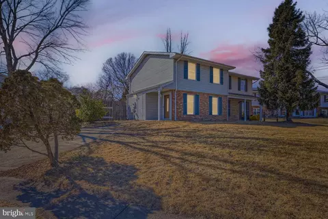 7970 Shetlands Dell Dell, Glen Burnie, MD 21061