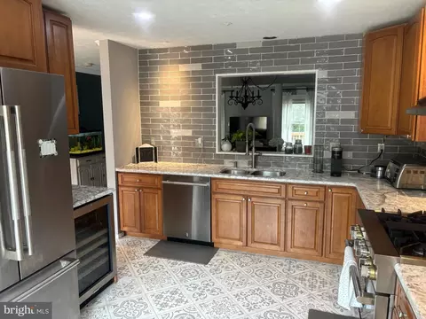 Kitchen - 2517 Smoketree Ln, Crofton, MD 21114 photo 3 of 3