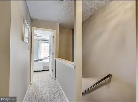 Entry Way - 2517 Smoketree Ln, Crofton, MD 21114 photo 4 of 4