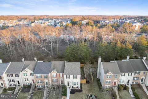 View/Area - 719 Pine Drift Dr, Odenton, MD 21113 photo 2 of 5