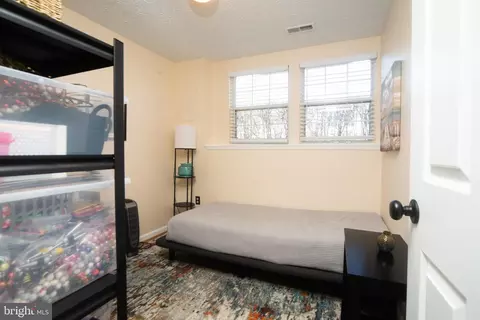 Bedroom - 719 Pine Drift Dr, Odenton, MD 21113 photo 4 of 4