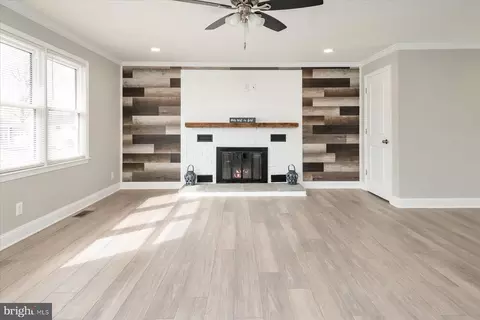 7743 Meadow Rd, Pasadena, MD 21122 photo 5