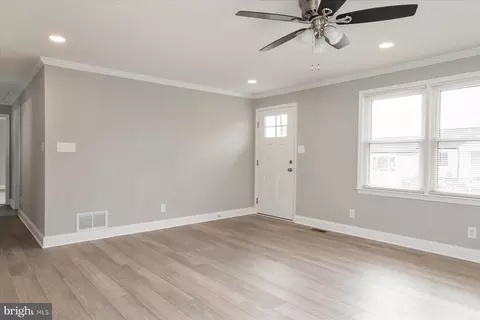 7743 Meadow Rd, Pasadena, MD 21122 photo 2