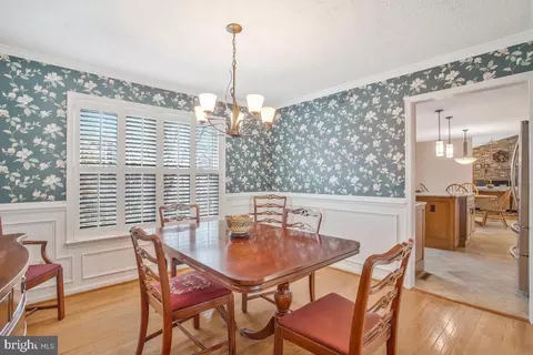 418 Applegate Ct, Linthicum Heights, MD 21090 photo 8