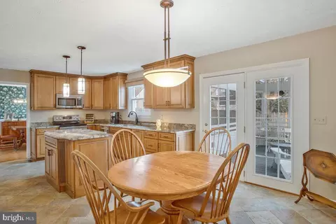 418 Applegate Ct, Linthicum Heights, MD 21090 photo 15