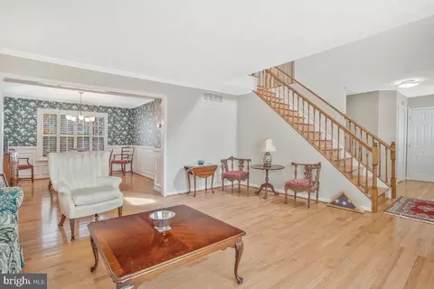 418 Applegate Ct, Linthicum Heights, MD 21090 photo 4