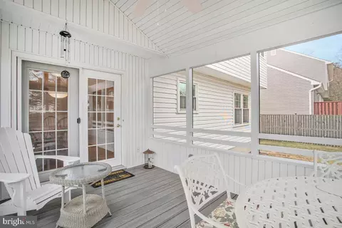 418 Applegate Ct, Linthicum Heights, MD 21090 photo 17