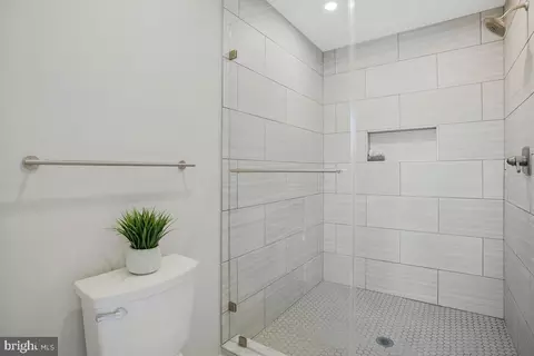 Bath - 4920 Thomas Dr, Shady Side, MD 20764 photo 1 of 2