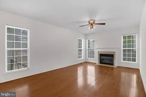 Living - 1557 Chapman Rd, Crofton, MD 21114 photo 3 of 5