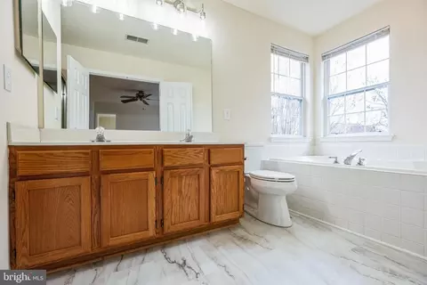 Bath - 1557 Chapman Rd, Crofton, MD 21114 photo 1 of 3