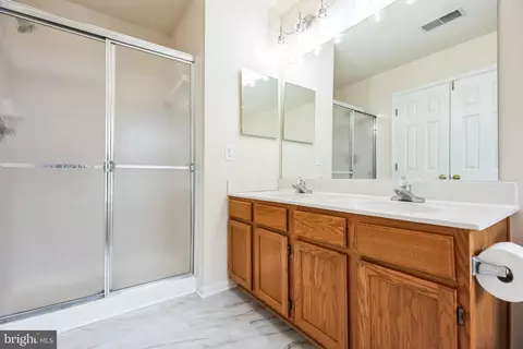 Bath - 1557 Chapman Rd, Crofton, MD 21114 photo 2 of 3