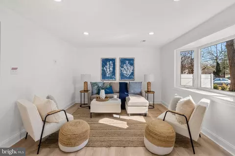 2848 Carrollton Rd, Annapolis, MD 21403