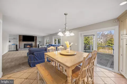 Dining - 415 Edgewater Rd, Pasadena, MD 21122 photo 2 of 2