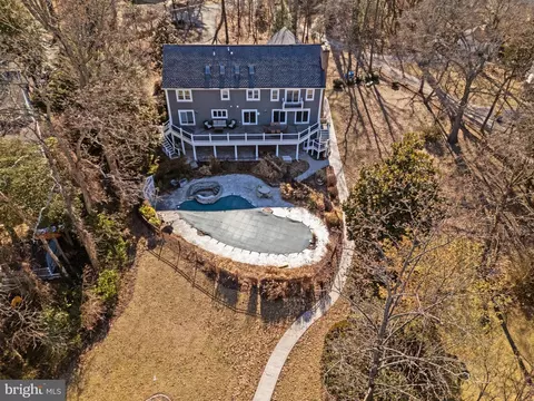 View/Area - 415 Edgewater Rd, Pasadena, MD 21122 photo 3 of 5